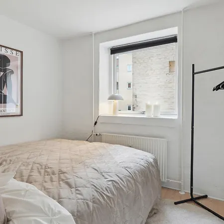 Nyrenoveret 2br Lejlighed I Hjertet Af Apartment *
