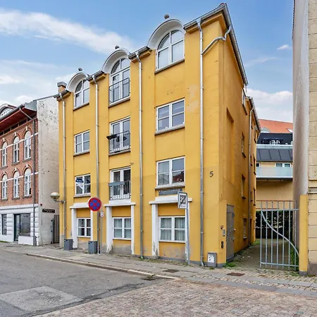 Apartment Nyrenoveret 2br Lejlighed I Hjertet Af *